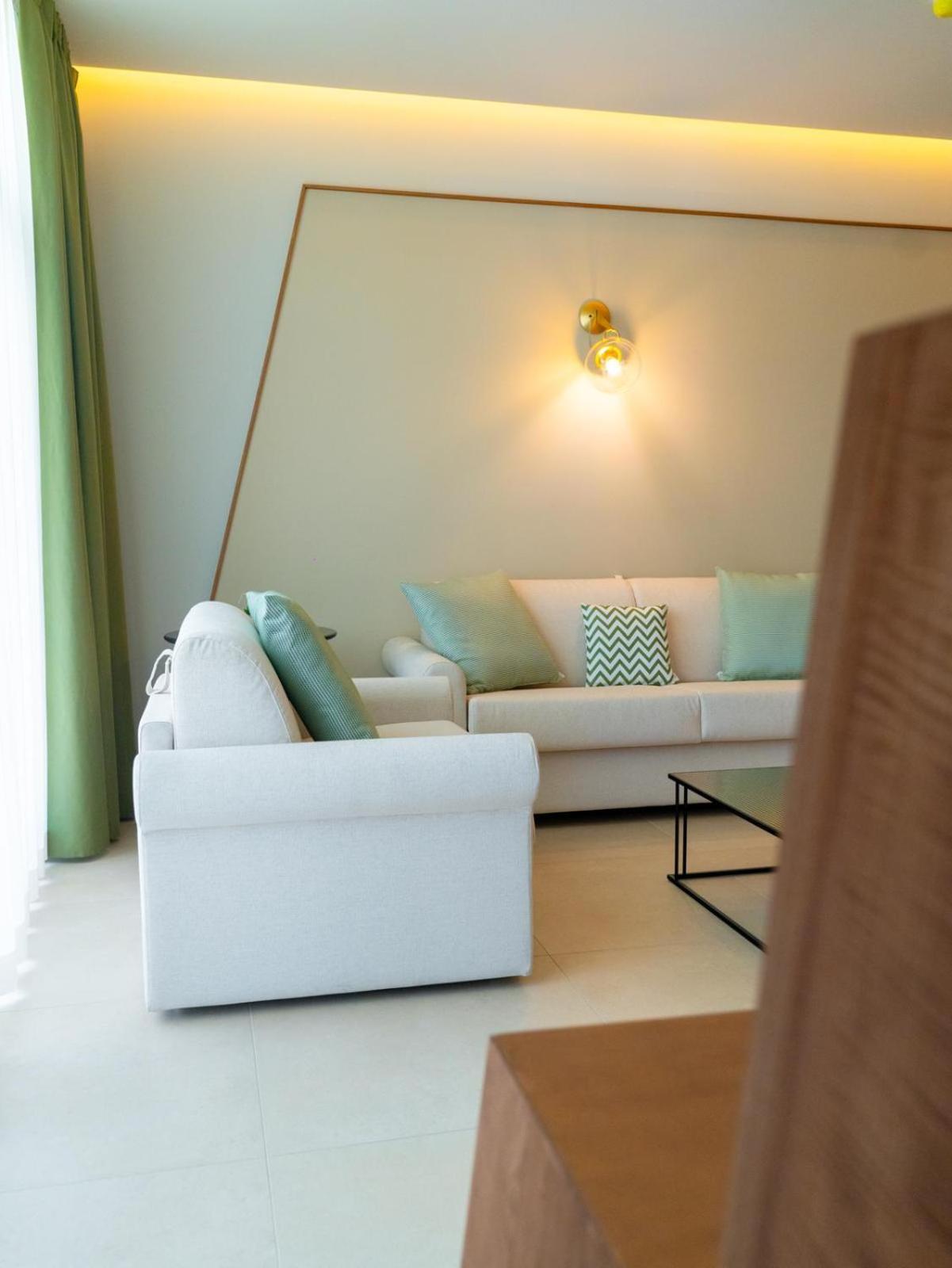Ananea Tropea Yachting Resort Экстерьер фото