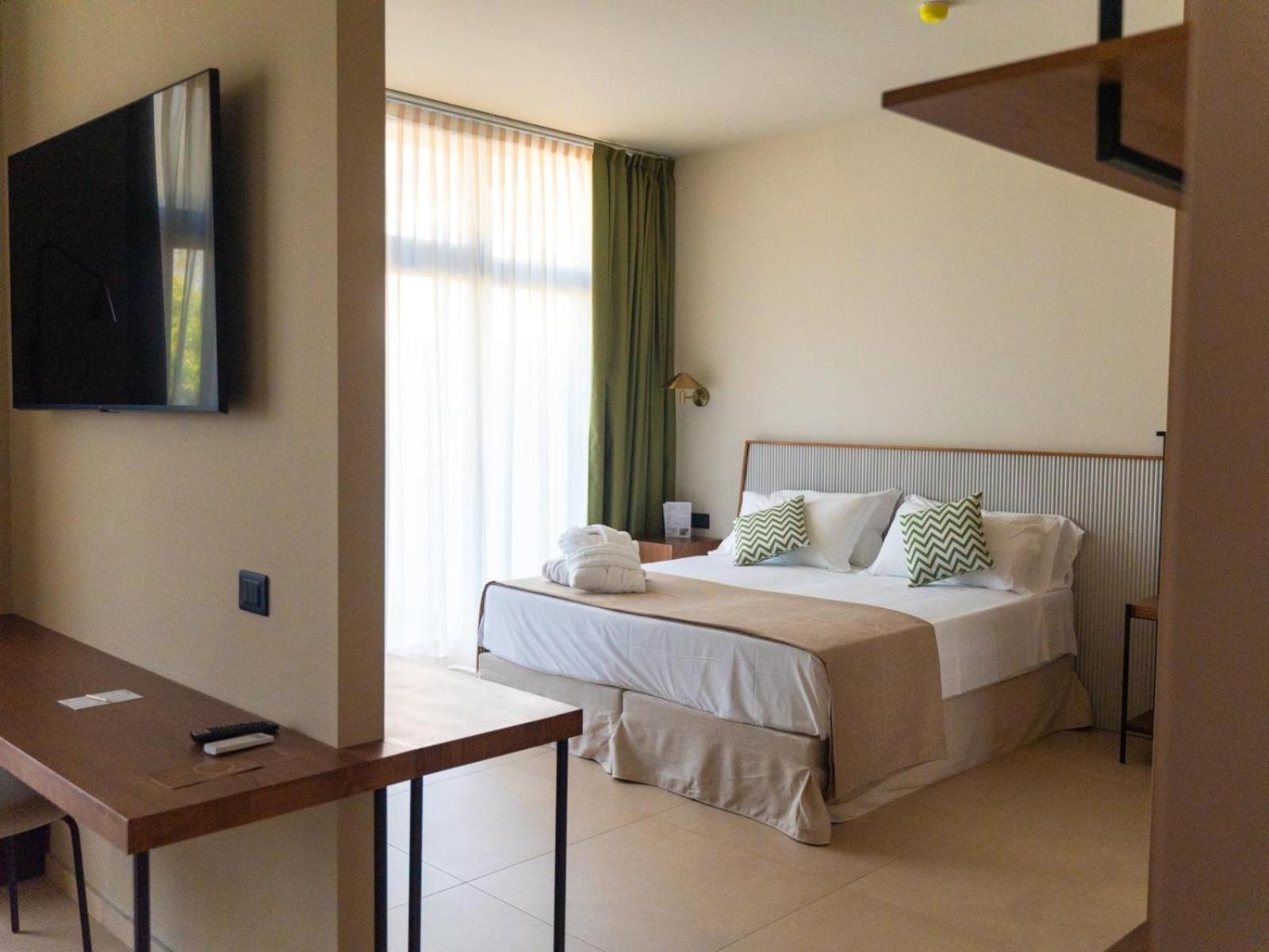 Ananea Tropea Yachting Resort Экстерьер фото