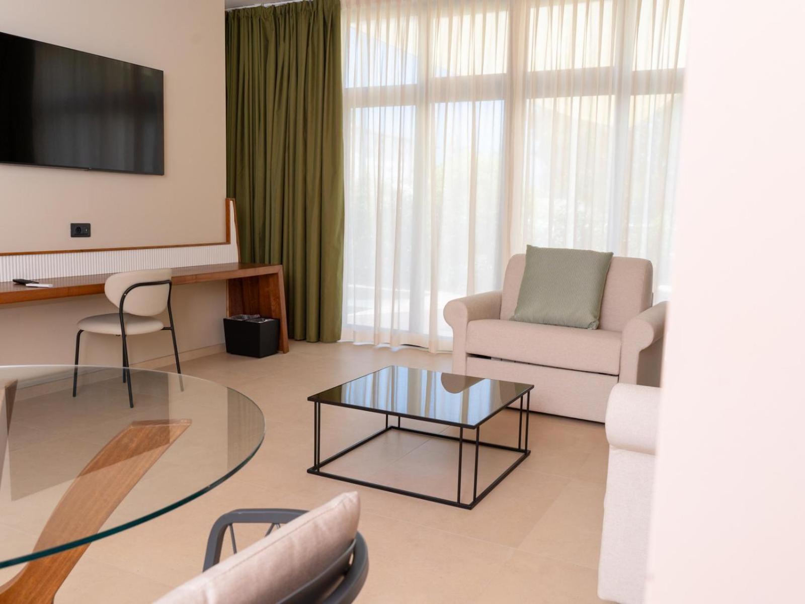 Ananea Tropea Yachting Resort Экстерьер фото