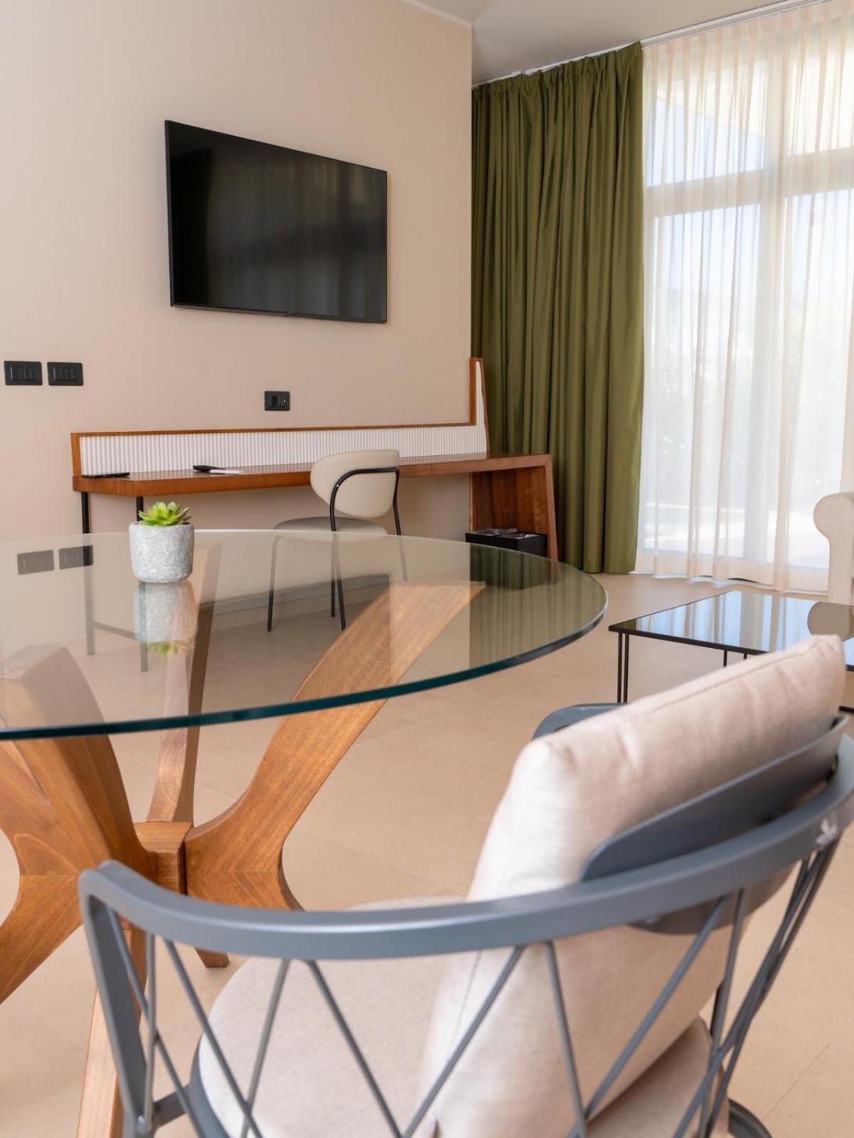 Ananea Tropea Yachting Resort Экстерьер фото