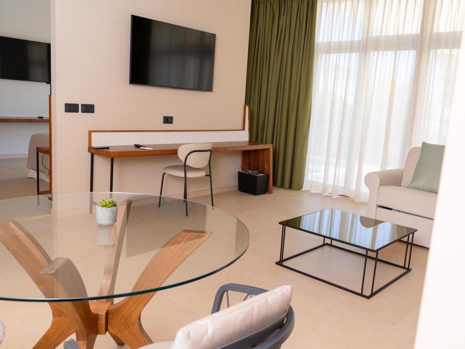 Ananea Tropea Yachting Resort Экстерьер фото