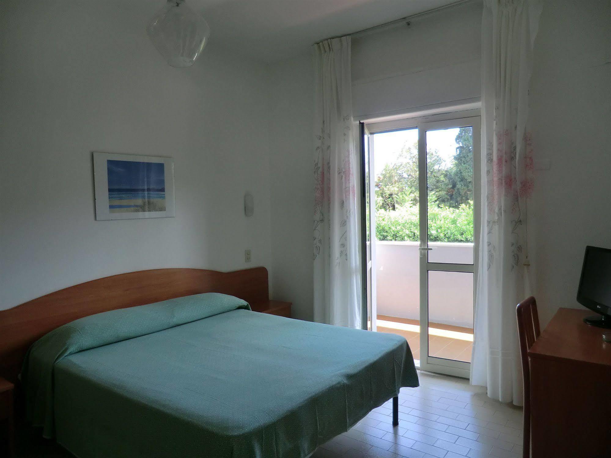 Ananea Tropea Yachting Resort Экстерьер фото